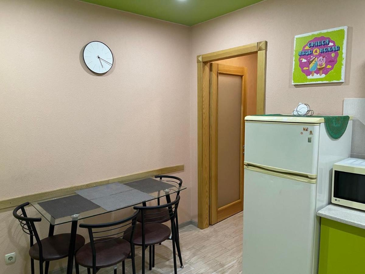 Luxury Apartment Lavina Суми Екстериор снимка