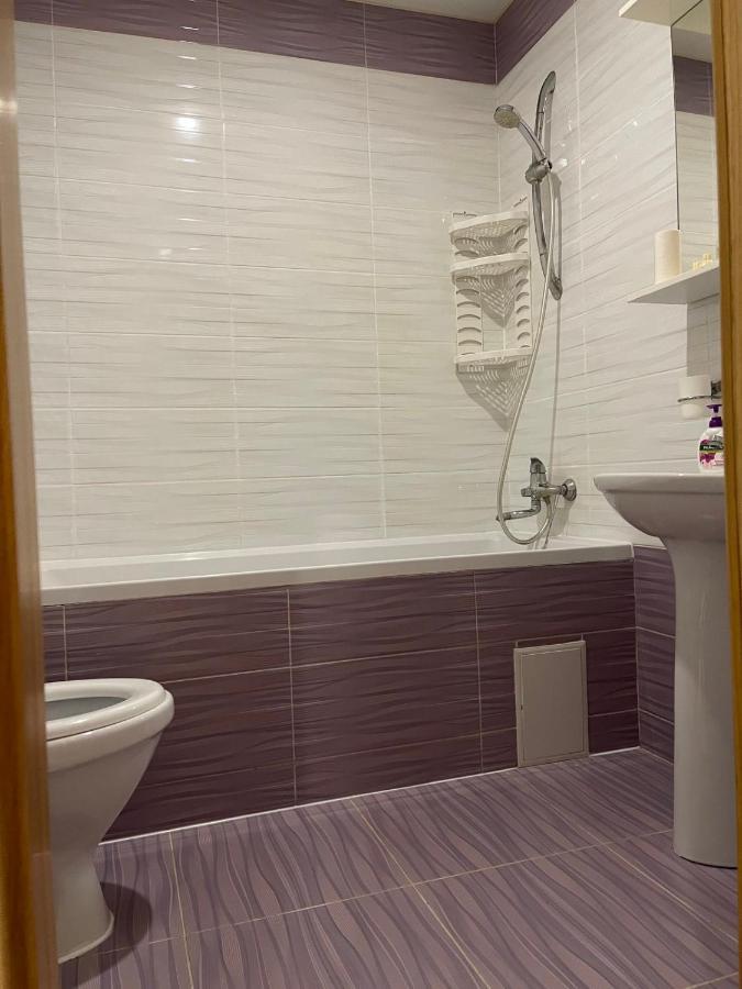 Luxury Apartment Lavina Суми Екстериор снимка
